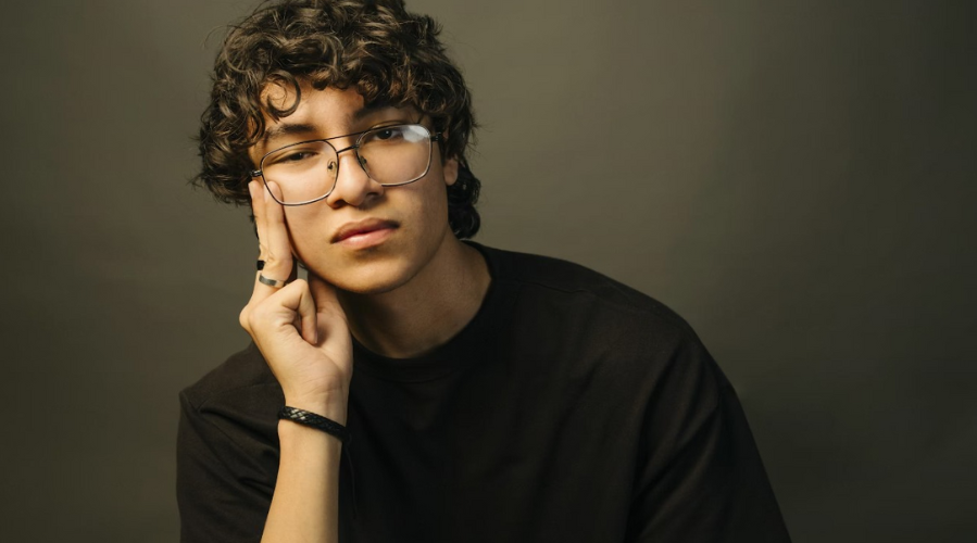 How to Take Care of Curly Hair Men
