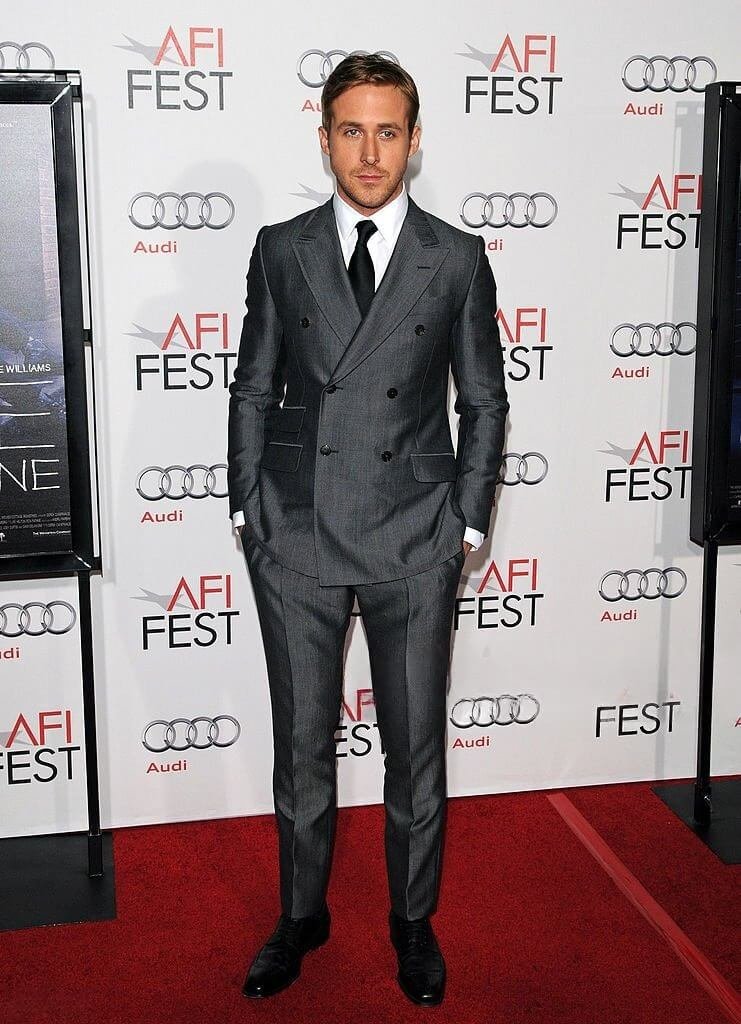 Ryan Gosling Suit Moments