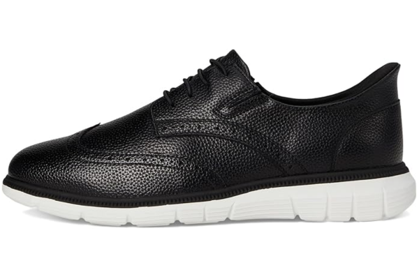 Best Shoes for Traveling Europe