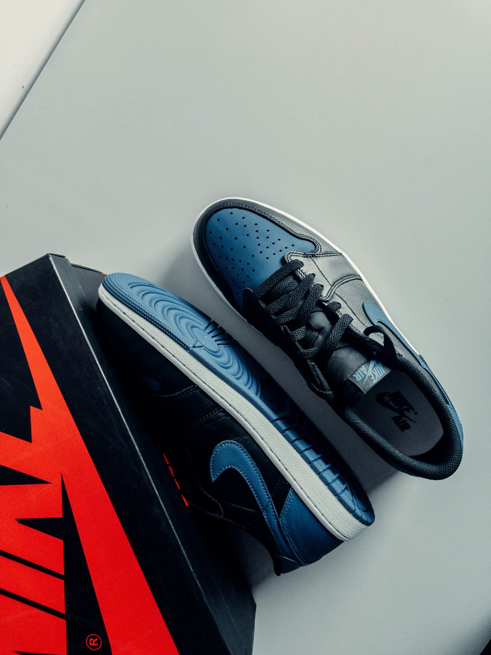 Jordan 1 Retro Low OG Mystic Navy